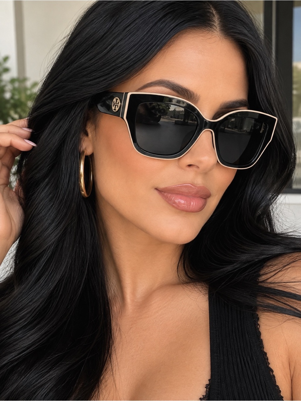 Tory Burch Sunglasses with Ivory Piping - Picture 2 of 8